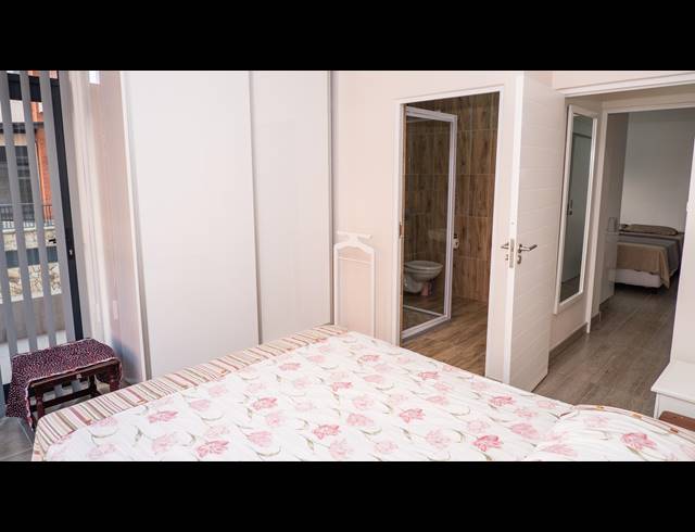 2 BEDROOM APARTMENT FOR SALE IN UMHLANGA RIDGE